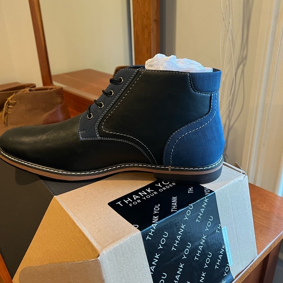 Desert Boots - Picture 2 of 2